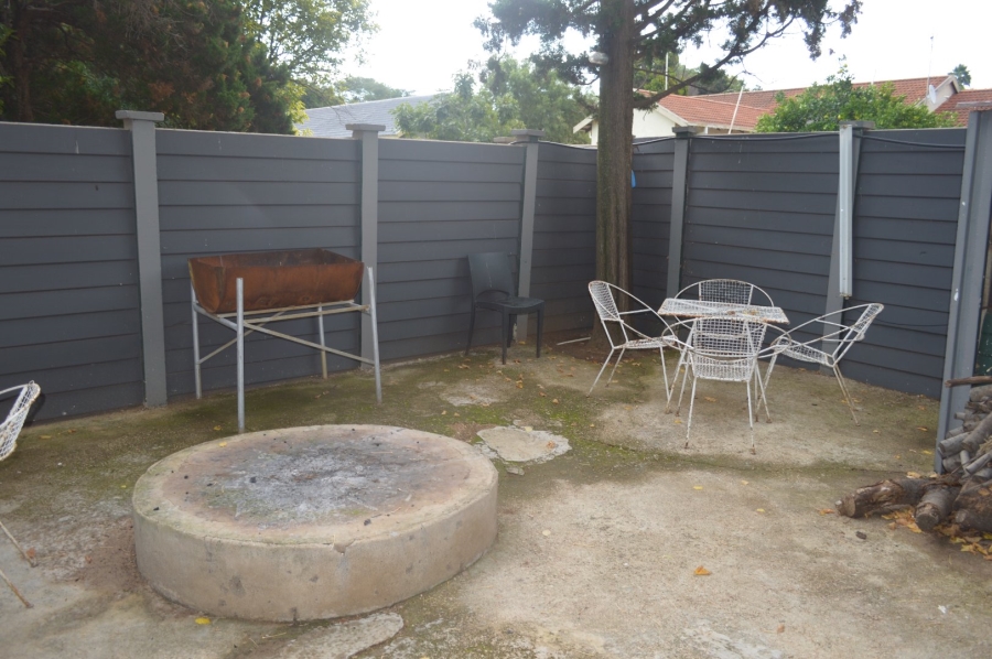 4 Bedroom Property for Sale in Flamwood North West